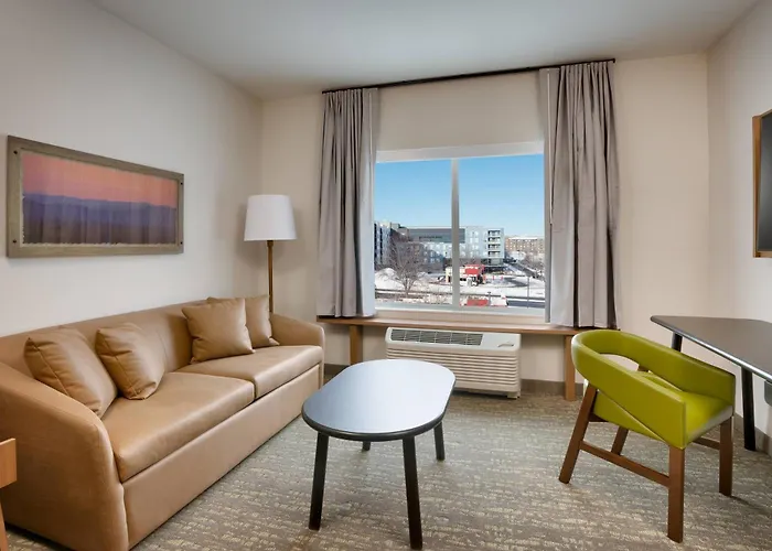 Fairfield Inn & Suites By Marriott Denver West/Federal Center