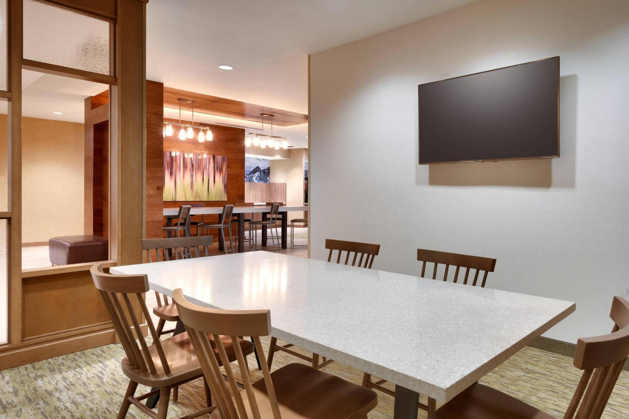 Fairfield & By Marriott Denver West/federal Center Hotel Lakewood